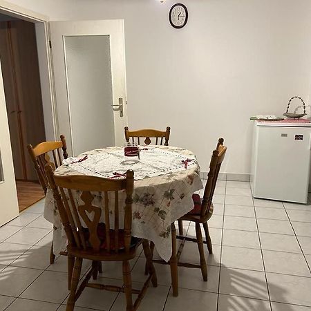 Rehab Apartment Heviz Luaran gambar