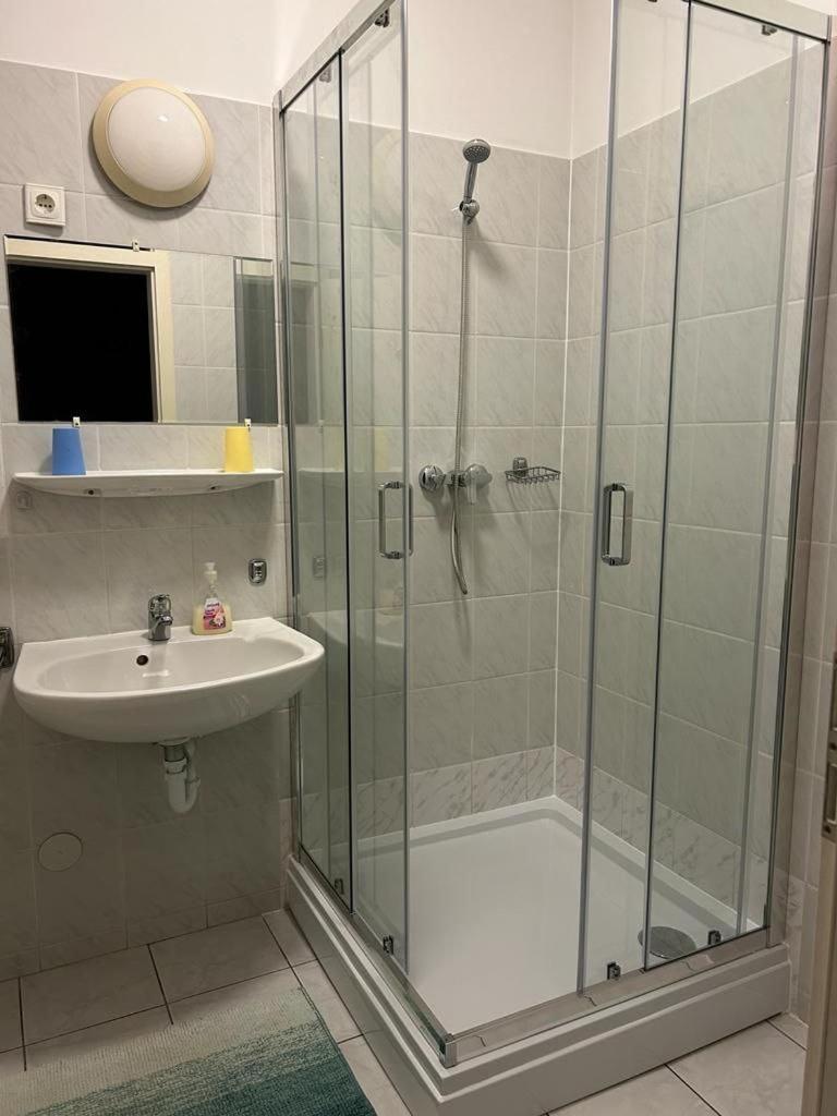 Rehab Apartment Heviz Luaran gambar